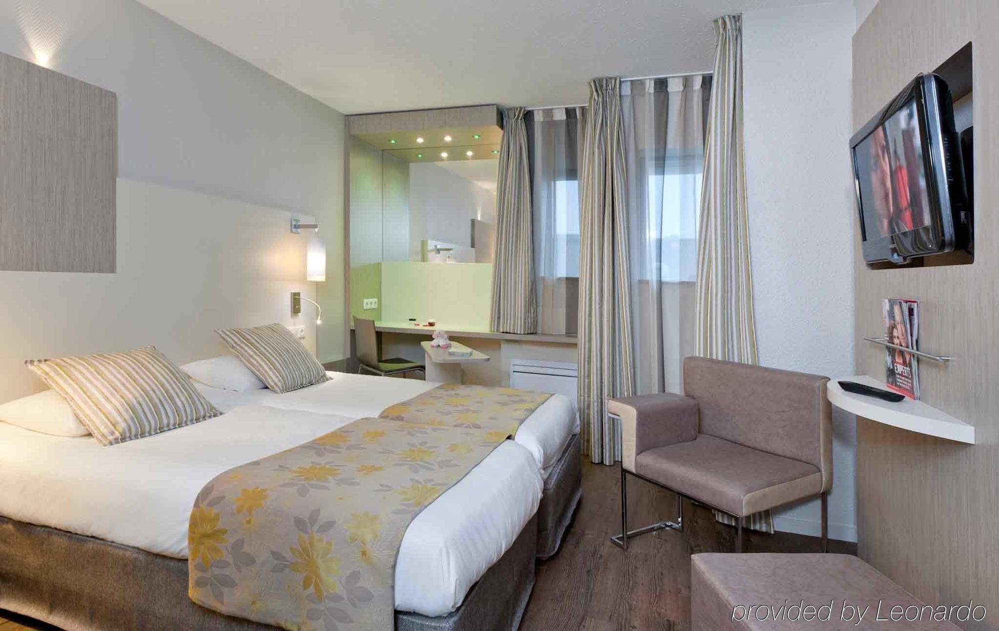 Отель Ibis Styles Melun Рубель Экстерьер фото