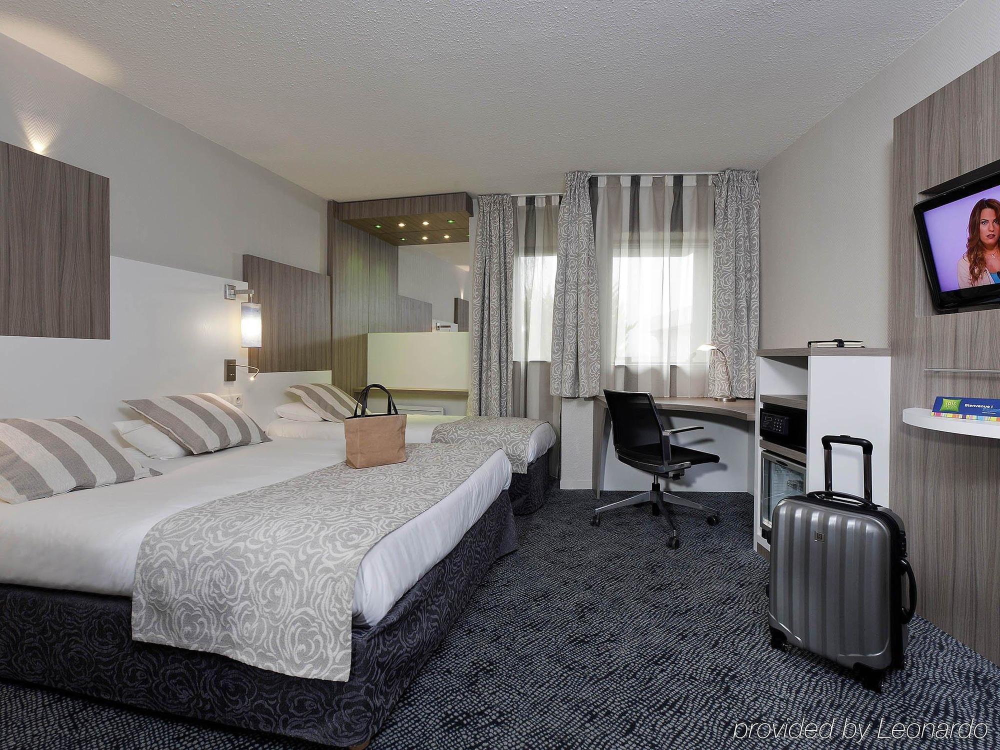 Отель Ibis Styles Melun Рубель Экстерьер фото