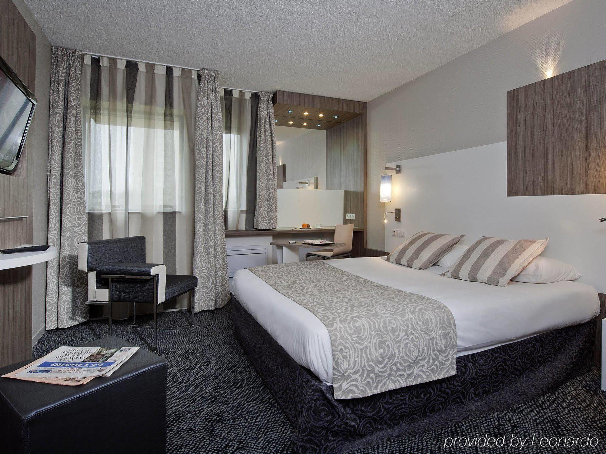 Отель Ibis Styles Melun Рубель Экстерьер фото