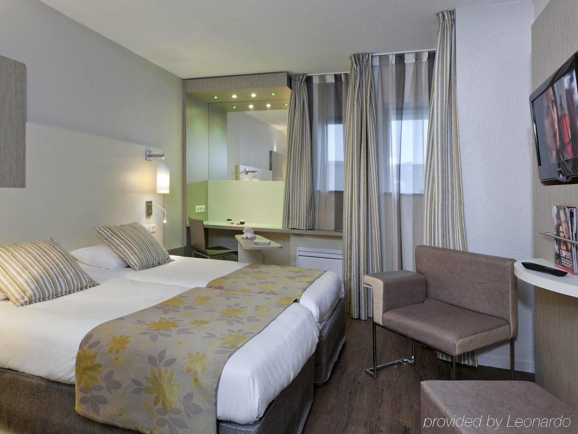 Отель Ibis Styles Melun Рубель Экстерьер фото