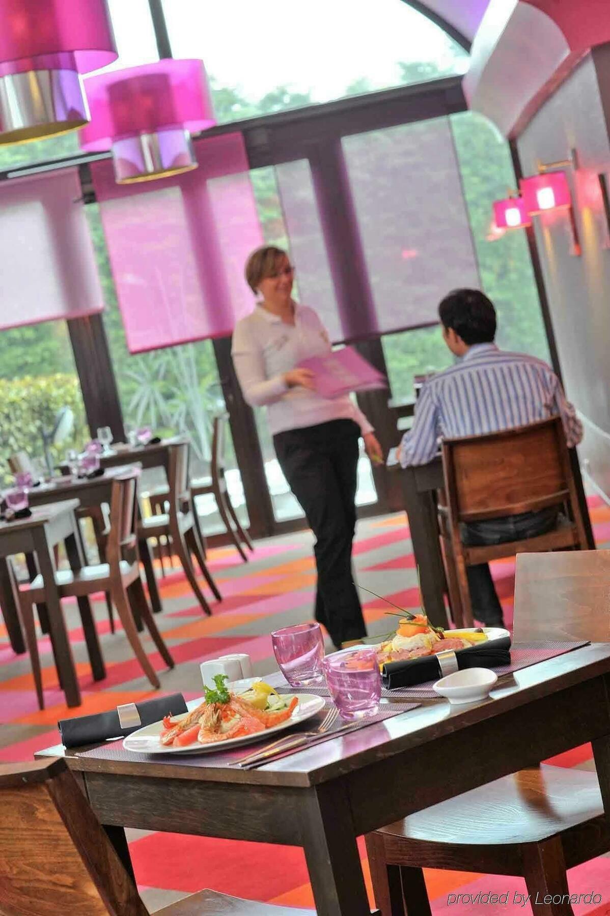 Отель Ibis Styles Melun Рубель Экстерьер фото